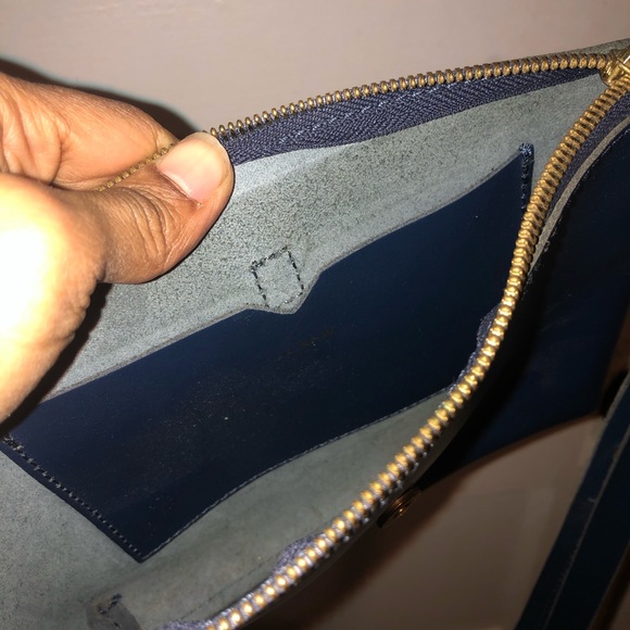 Navy Leather Crossbody Bag - Picture 4 of 4